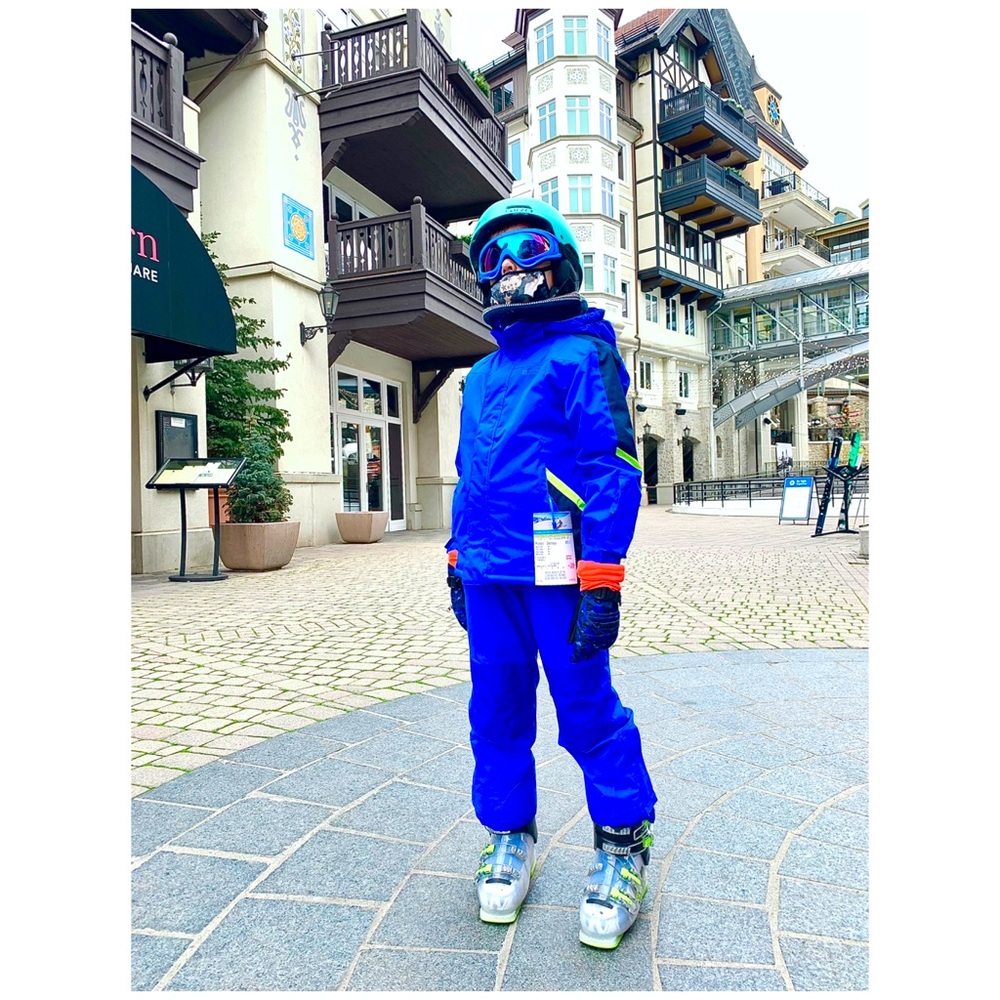 Boys Ski Jacket and Pant Set ( suspenders, fleece, waterproof, snow proof ) 7-8